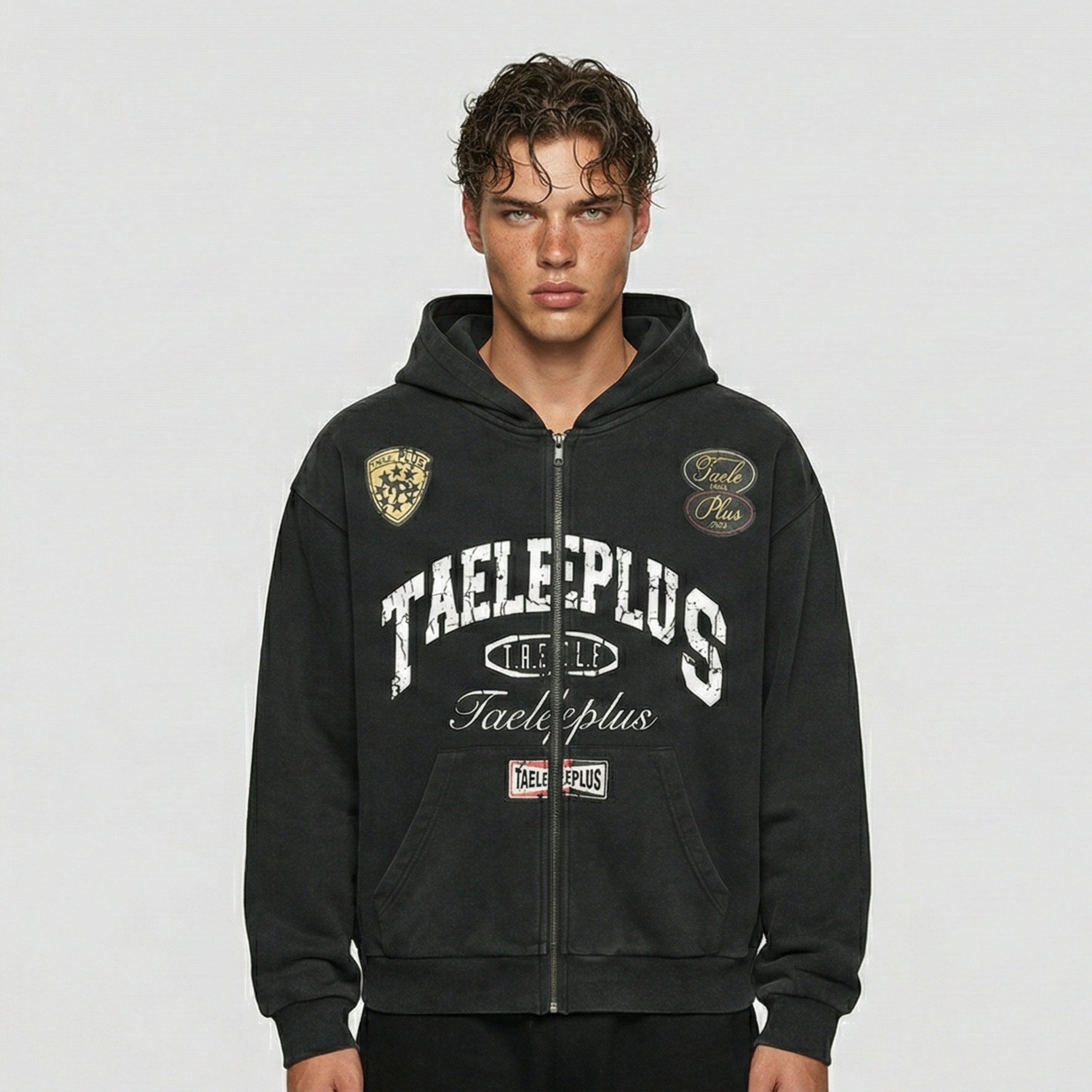 MAVERICK HOODED SWEATER